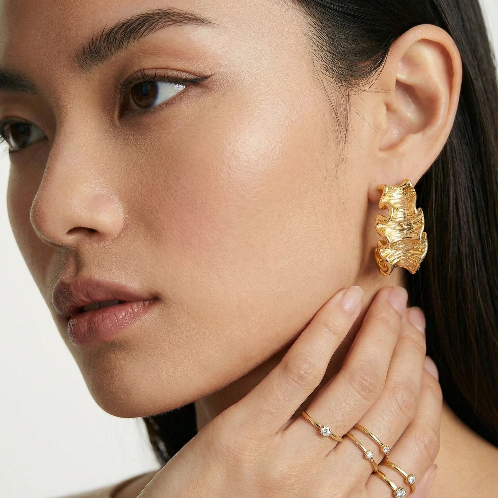Wave Flow Hoops by Sieré