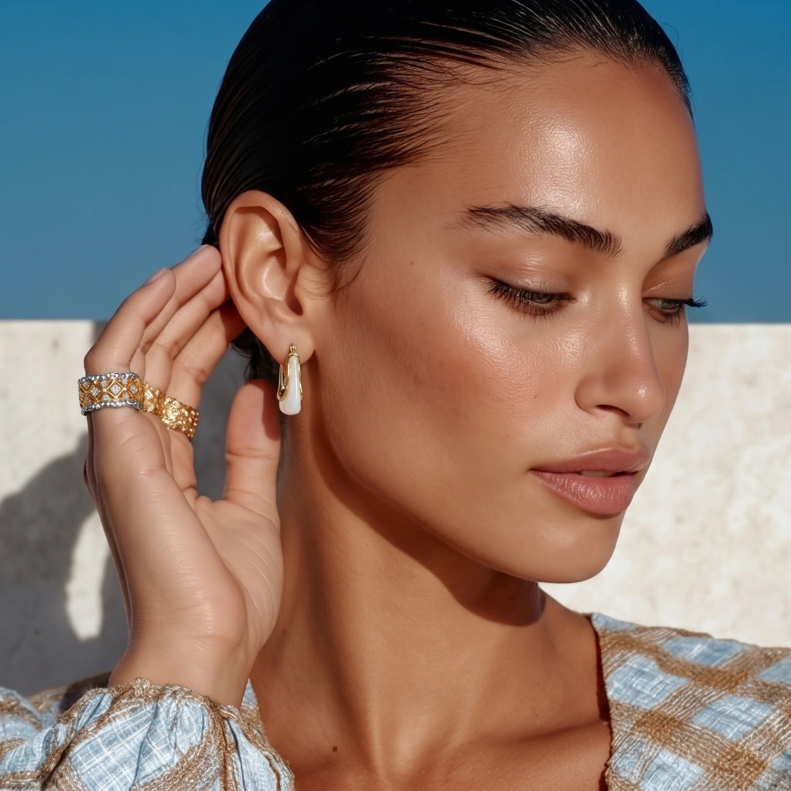 Liquid Curve Hoops by Sieré